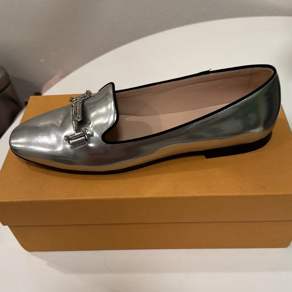 - Tod`s Silver Leather Loafers size 40, Like New, box and dust bag included